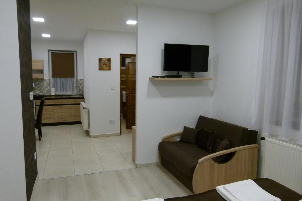 Wolf House Apartman Zalaegerszeg Zewnętrze zdjęcie
